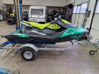 SEA DOO SPARK Trixx 3up 90hp 2018 - 1