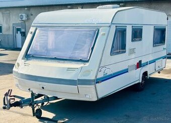 KARAVAN MOOREA CRISTAL 515TF