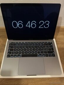 MacBook Pro 13.3”/I5 2.3GHZ/SSD 1TB/8GB RAM/2017