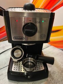 Pákové espresso Delonghi EC 155