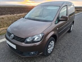 VW Caddy 1.6TDI, 75kW, 3/2013, 5 míst,2x šoupačky