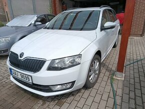 Škoda Octavia 3, 1.6 TDI 77kw 4x4 kombi málo najeto - 1