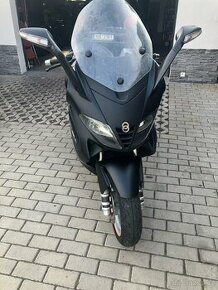 Gilera nexus