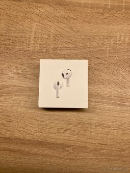 Airpods 4