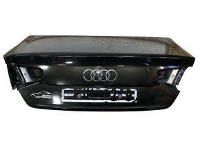 Páté dveře černá metalíza LZ9Y Audi A8 D4 4H sedan r.v. 2011