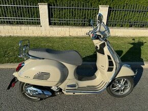 Vespa GTS 300