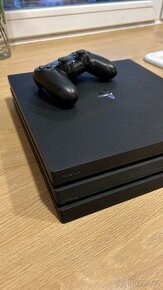 Sony PlayStation 4 Pro 1TB + ovladač + kabeláž - 1