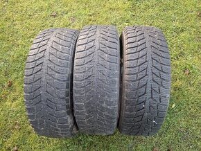 Prodám 215/60 R17