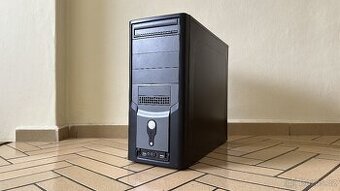 PC ATX skříň s 92mm ventilátorem a DVD mechanikou