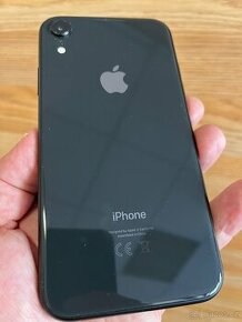 Apple iPhone XR 64GB  černý - 1