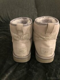 Dámské originál válenky UGG se Swarovski kamínkyvel 39