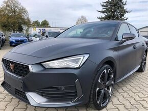 Cupra Leon 1,4TSI 180kw e-hybrid,LED,virtual,DSG,kůže,MATT