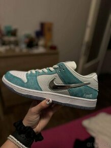 Nike SB Dunk Low April Skateboards - 1