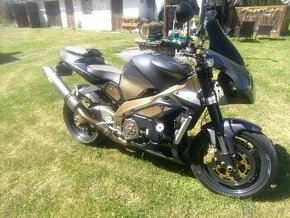 Prodám Aprilia Tuono RSV 1000