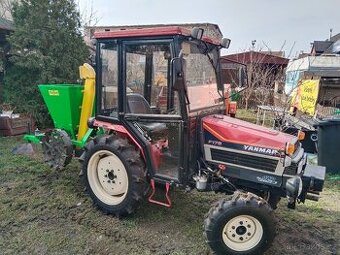 Yanmar  F175 4x4 18 koní pouze 600mth + Sazeč Brambor