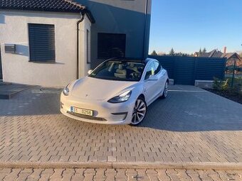 TESLA MODEL 3 PERFORMANCE 377kw DPH 4x4