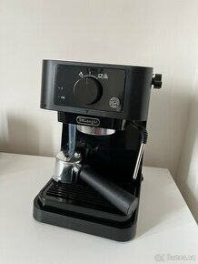 Pákový kávovar Delonghi