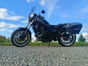 Honda Rebel CMX 500 s doplňky