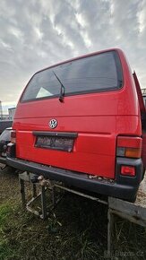 PÁTÉ DVEŘE VW TRANSPORTER T4