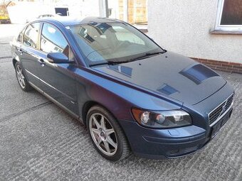 Volvo S 40 2.0 D 100 Kw nová dovozová stk Garance km