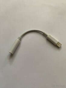 Apple adaptér na sluchátka