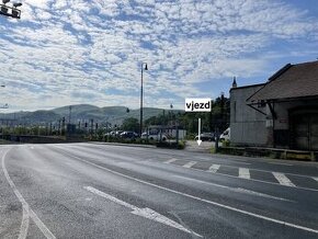 Pronájem odstavných ploch centrum Ústí nad Labem - 1