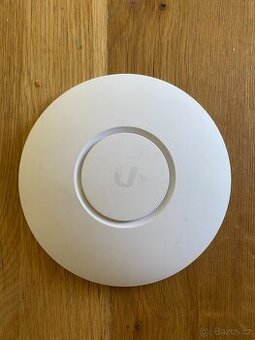 UniFi UAP-AC-LITE