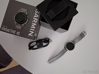 Garmin Vivoactive 4S - šedé