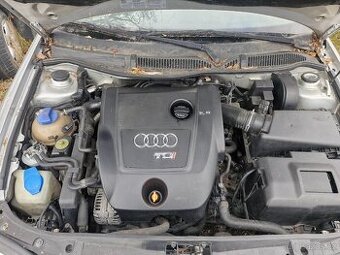 Kryt motoru audi 1.9 tdi