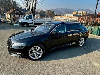 ŠKODA Superb Combi DSG 4x4 2,0 TSI / 200 kW Style Plus