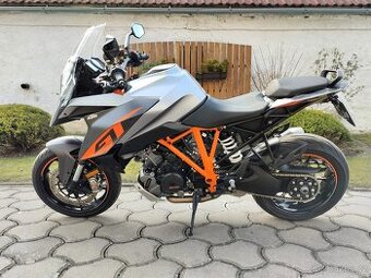 KTM 1290 Super Duke GT