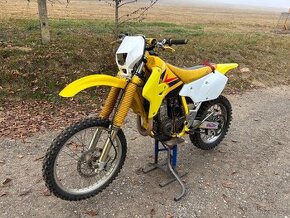 Suzuki DRZ 400