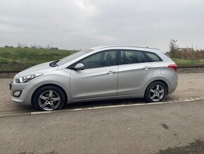 Hyundai i30-1.6 CRDi