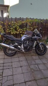 Yamaha fzs 1000