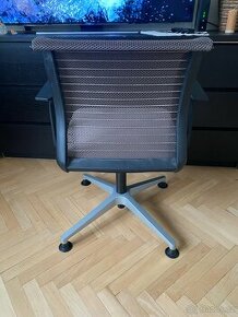 Křesla ,židle  Steelcase  2 ks - 1