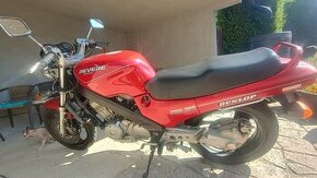 Honda ntv 650 revere