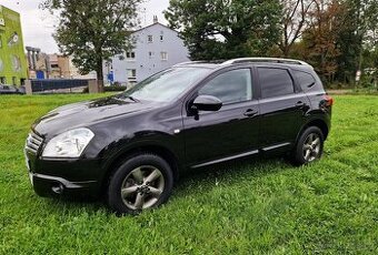 NISSAN QASHQAI 2.0i 104KW 1.MAJITELKA 7 SEDADEL MANUÁL