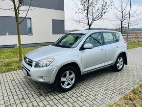 Toyota Rav4 2.2d 176tkm