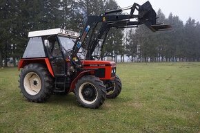 Zetor 7245 s čelním nakladačem - 1