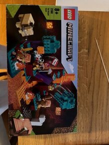 Lego Minecraft Podivný les: 21168