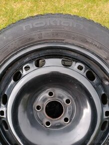 Zimní pneu 185/60 R 15 Nokian