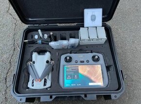 DJI Mini Pro 4 Fly More Combo