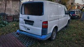 VW Transporter T5 7H 1.9TDI 63KW AXC GTY L902 r.v. 2005