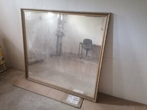 Starožitné zrcadlo ve zlatém rámu 150x140 cm