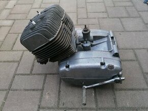 Predám motor na Jawa 350/ 634 - 1