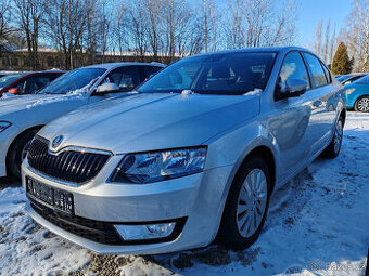 benzínová Škoda Octavia  1.4 Tsi      27000km