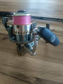 Naviják Shimano Stella 2500 s