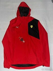 Ferrari pánská bunda s kapucí Rain Red F1 Team 2023 - 1