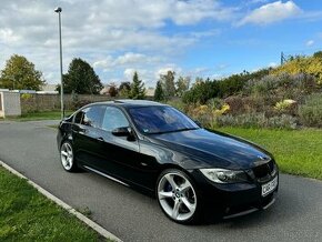 ????BMW 330d M-packet????202 000km????Ideal stav ????