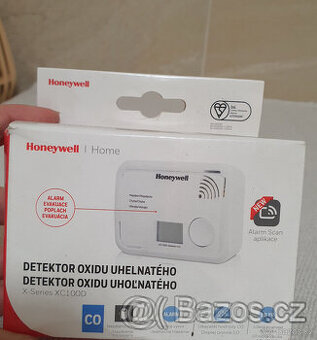 Honeywell XC100D-Detektor a hlásič úniku plynu CO - 1